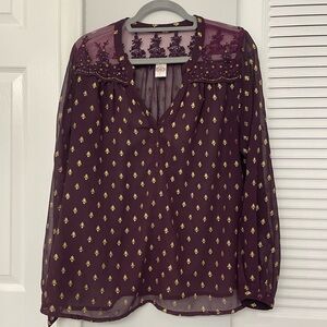 Bila Red and White Puff Sleeve Graphic Blouse